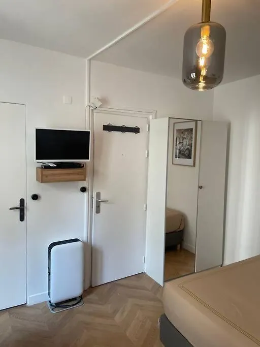 Apartman The Place To Be In